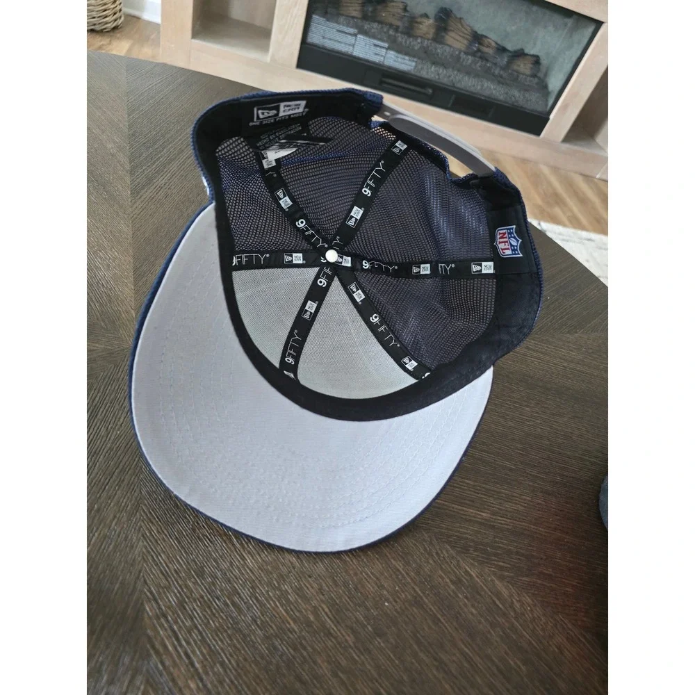 New Era Dallas Cowboys 9FIFTY Snapback Trucker Hat Navy Grey Mesh NFL Cap
